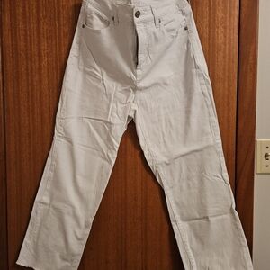 Women's White Cropped Jeans